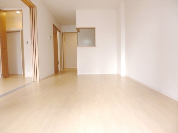 ルミナス クレの物件内観写真